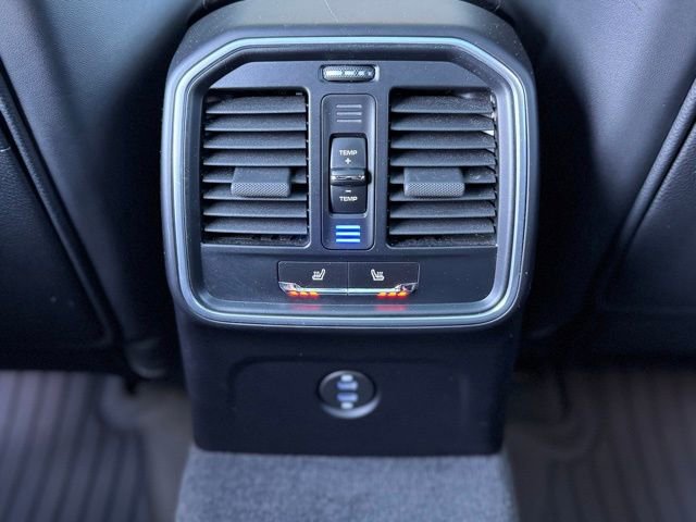 Used 2022 Porsche Macan S AWD/4WD image 33