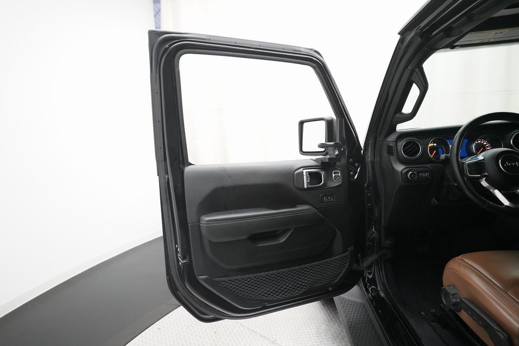 Used 2021 Jeep Wrangler Unlimited Sahara image 27