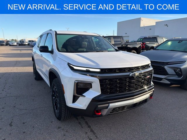Used 2025 Chevrolet Traverse Z71 w/ Enhanced Driving Package