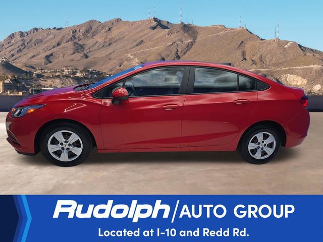 Used 2018 Chevrolet Cruze LS FWD image 2