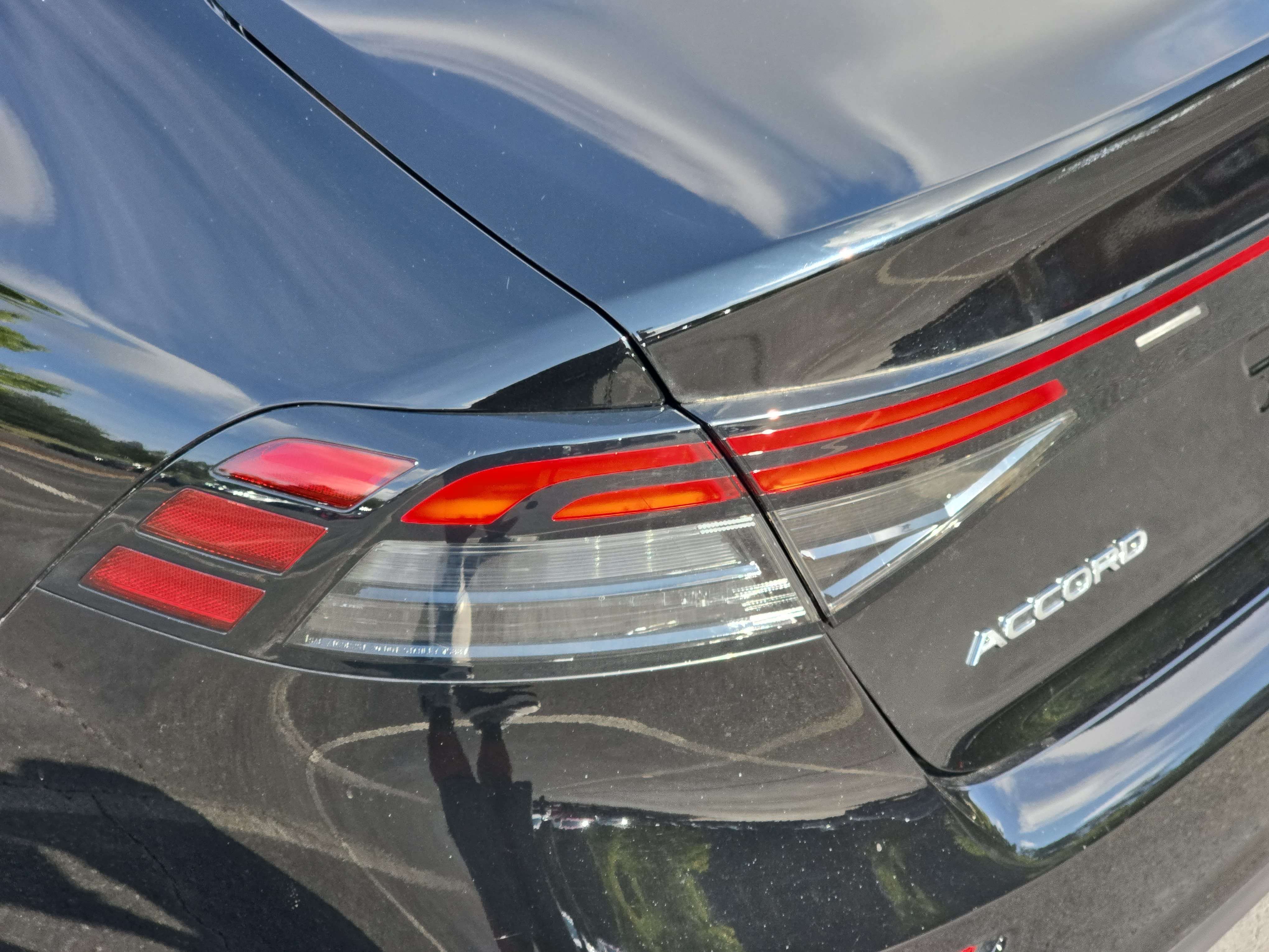 Certified 2025 Honda Accord SE image 32