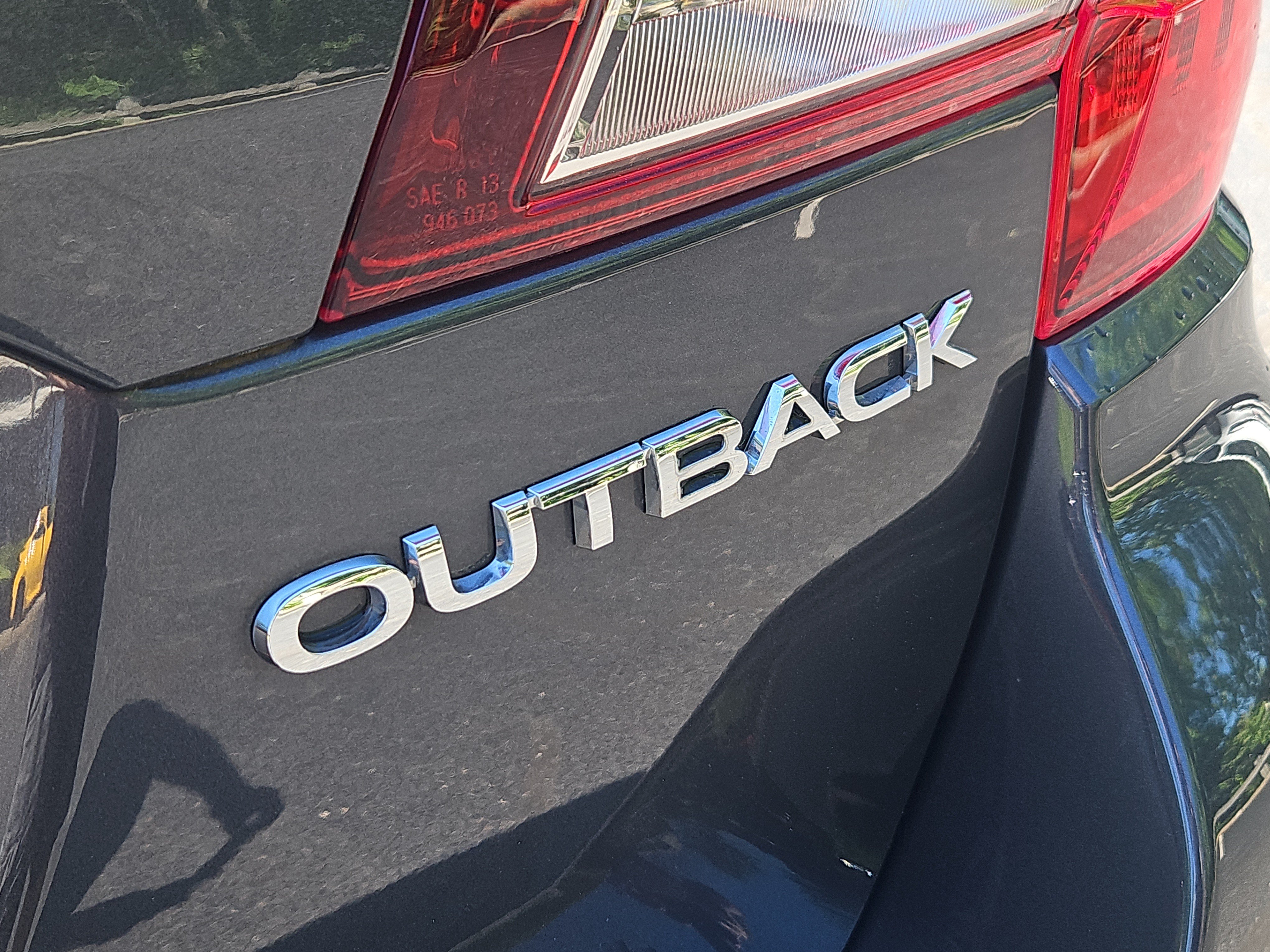 Used 2019 Subaru Outback 2.5i Limited AWD/4WD image 4