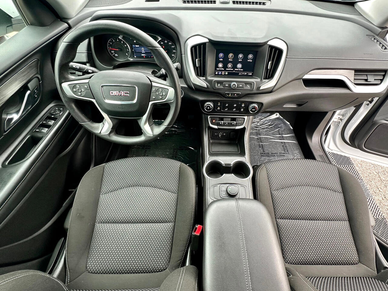 Used 2024 GMC Terrain SLE image 6