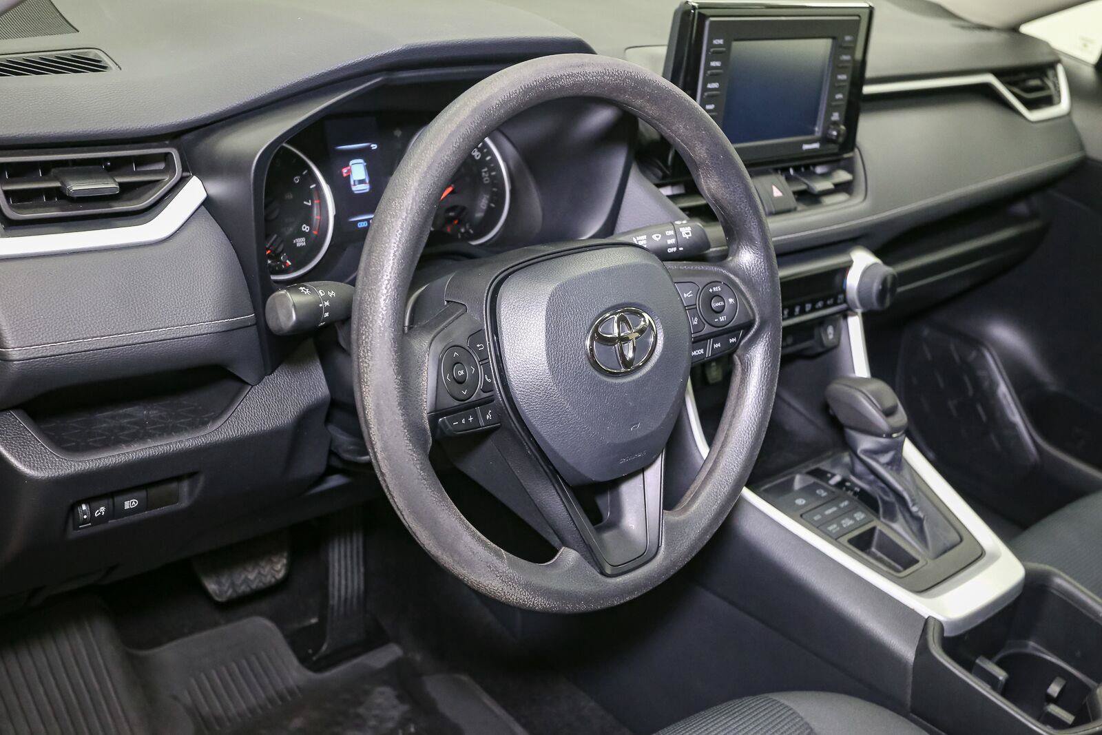 Certified 2022 Toyota RAV4 LE AWD/4WD image 24