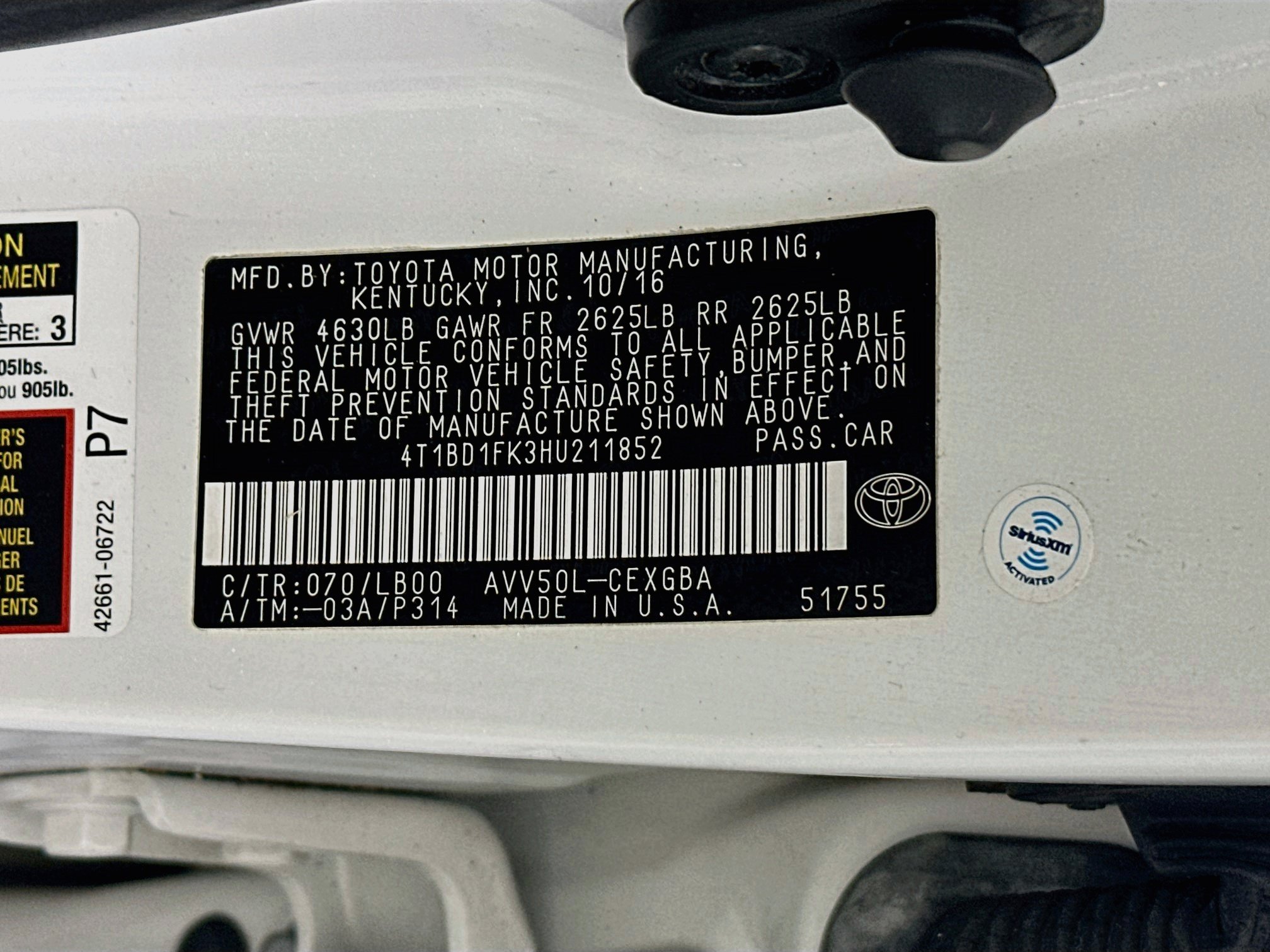 Used 2017 Toyota Camry XLE w/ Moonroof Package FWD image 12