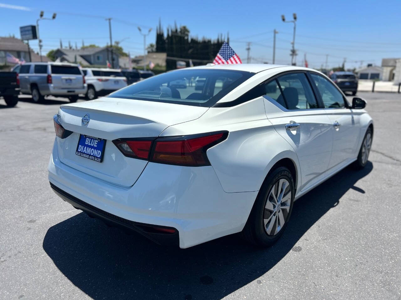 Used 2020 Nissan Altima 2.5 S FWD image 6