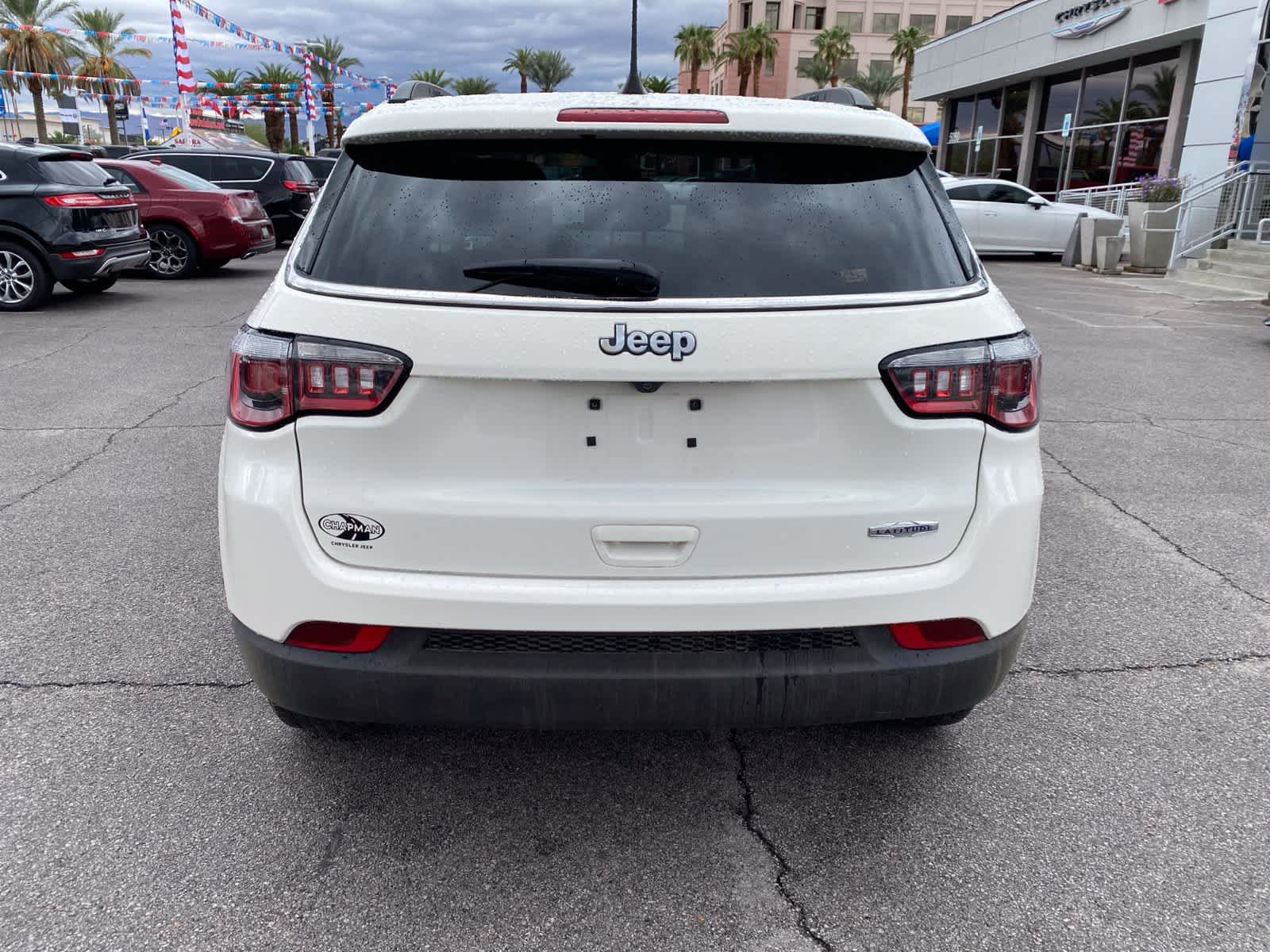 Used 2018 Jeep Compass Latitude w/ Popular Equipment Group FWD image 7