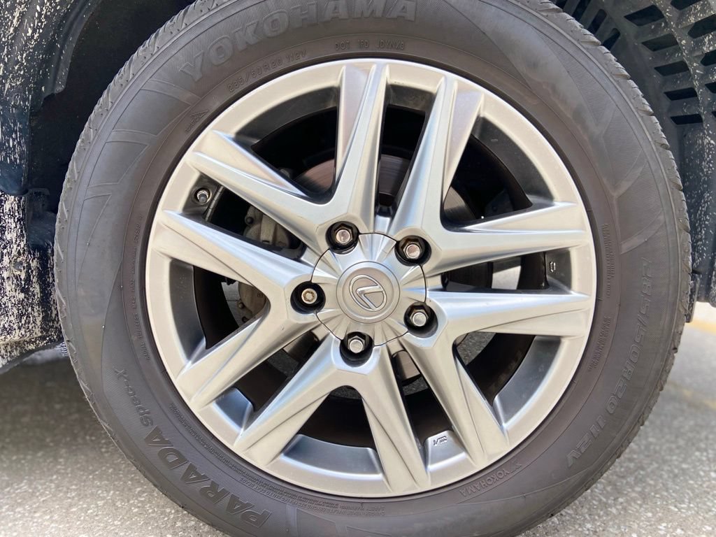 Used 2013 Lexus LX 570 4WD w/ Luxury Pkg image 12