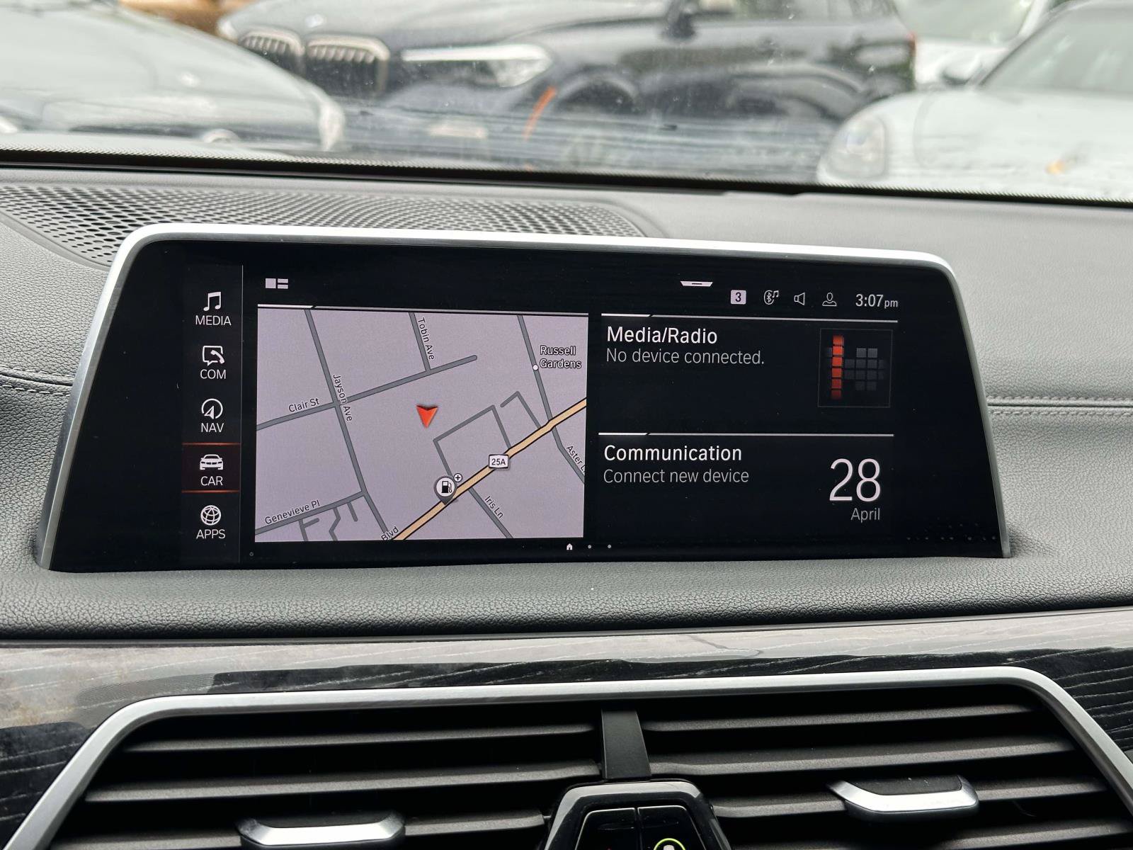 Used 2022 BMW 750Li xDrive AWD/4WD image 23