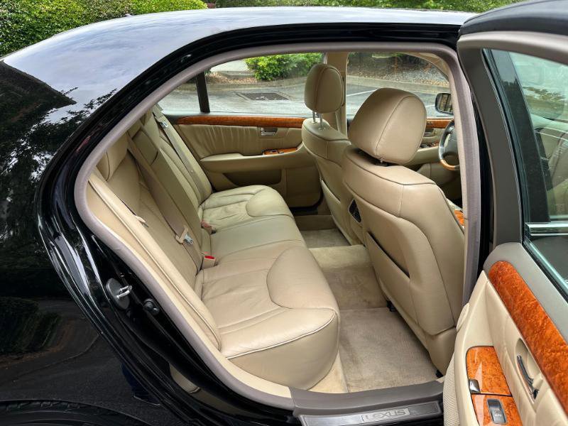 Used 2005 Lexus LS 430 RWD image 40