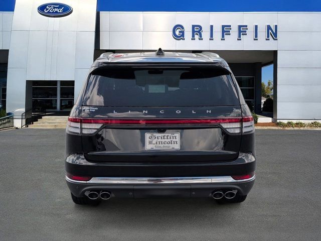 New 2026 Lincoln Aviator 2WD image 8