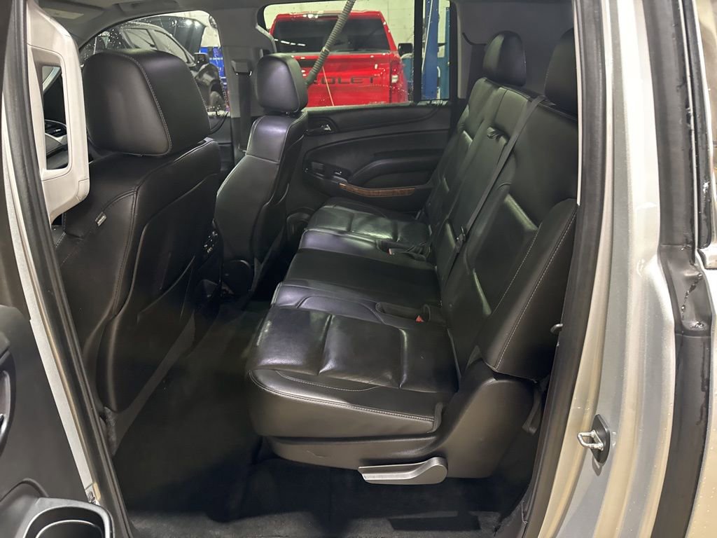 Used 2015 Chevrolet Suburban LTZ image 37