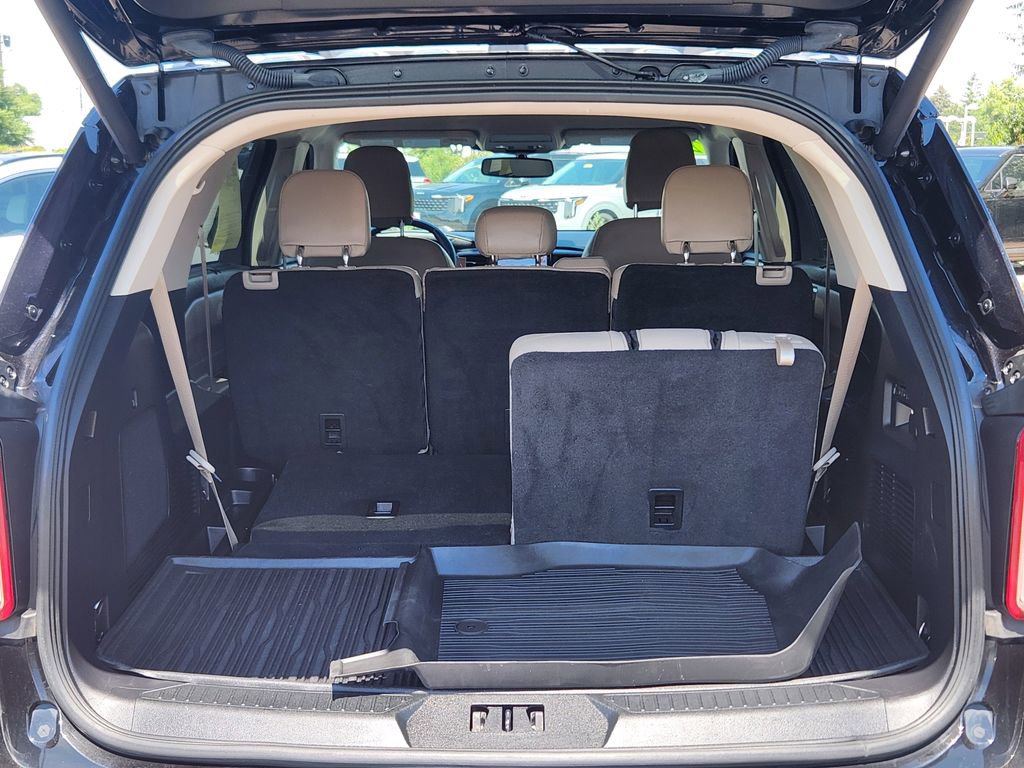 Used 2022 Ford Explorer Limited w/ Equipment Group 301A image 15
