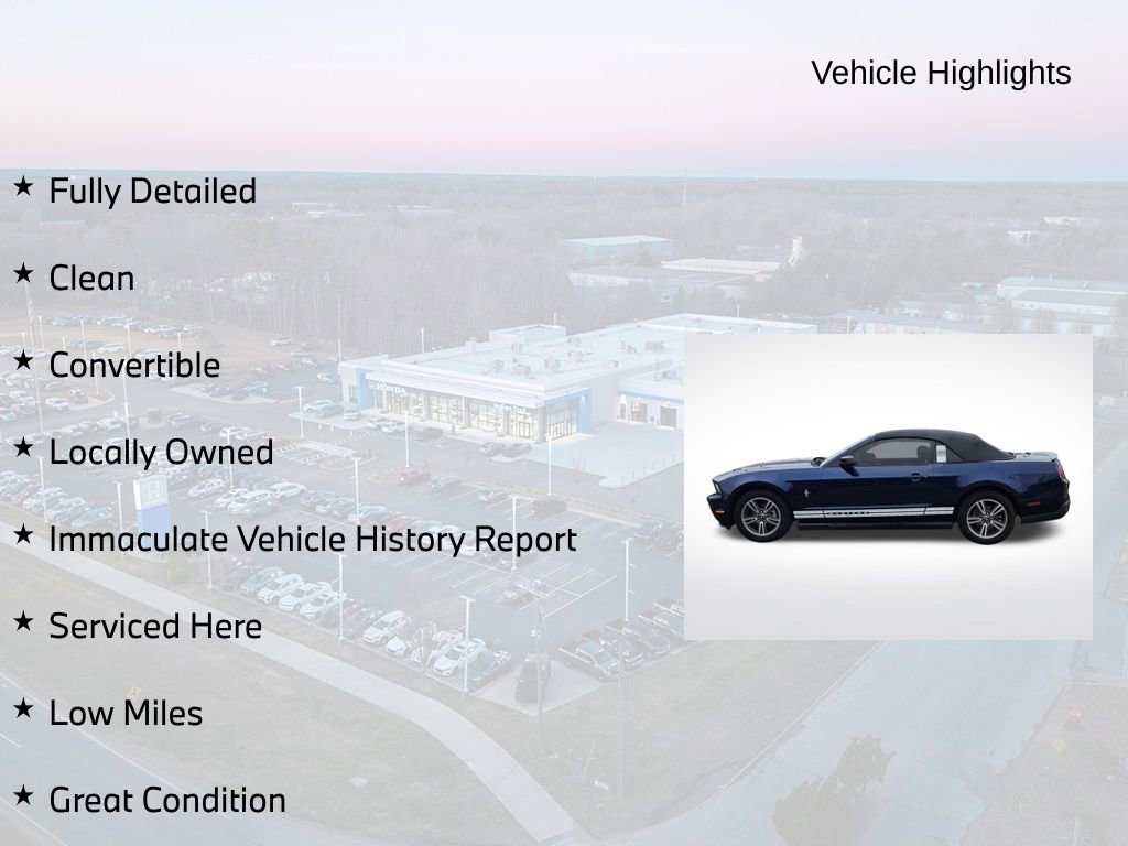 Used 2010 Ford Mustang Convertible image 5