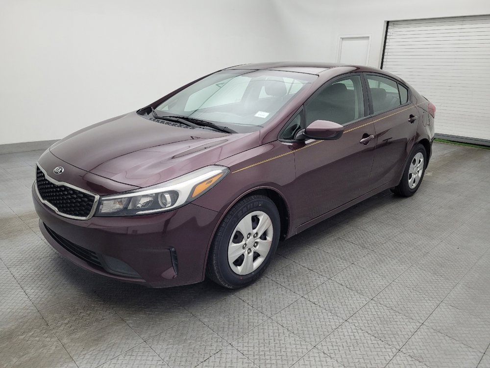 Used 2017 Kia Forte LX image 2