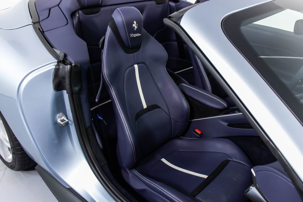 Certified 2025 Ferrari Roma Spider RWD image 54