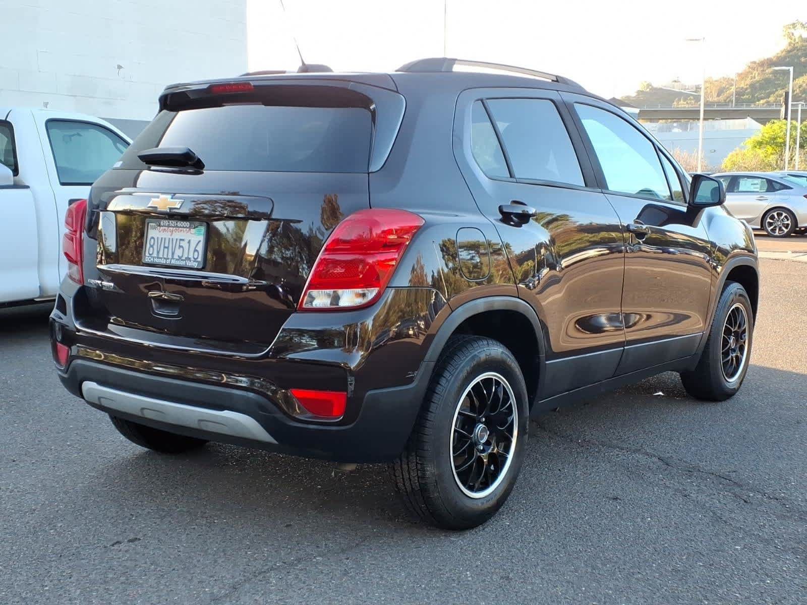Used 2021 Chevrolet Trax LT AWD/4WD image 4
