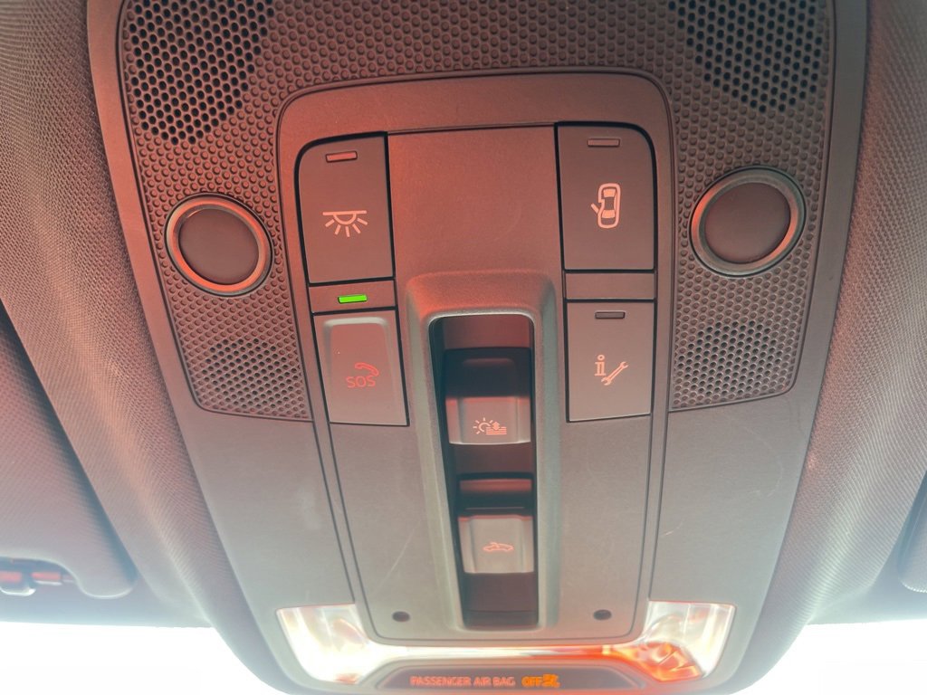 Used 2025 Audi Q3 2.0T Premium image 25