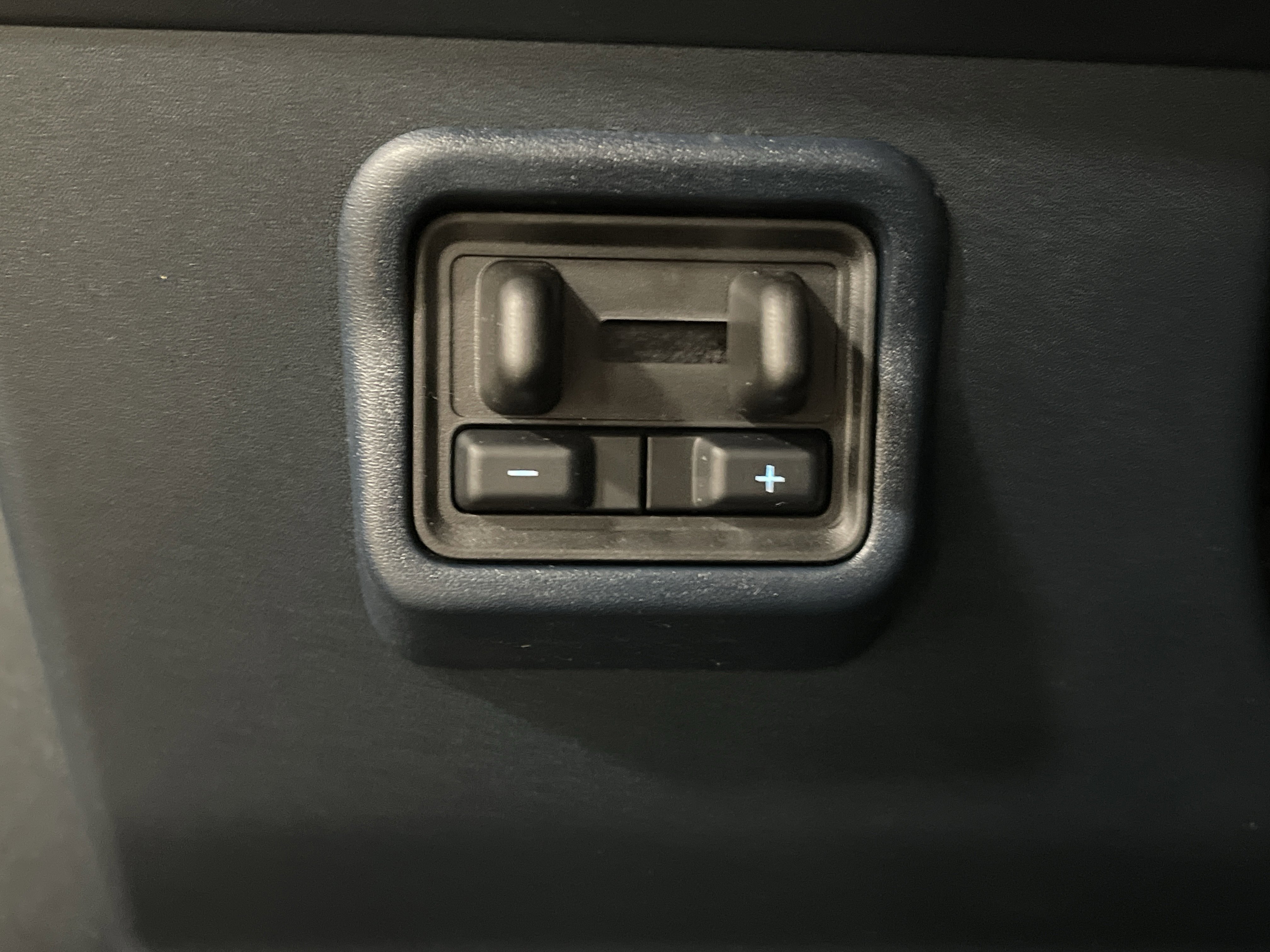 New 2025 Ford Maverick XLT w/ XLT Luxury Package image 30