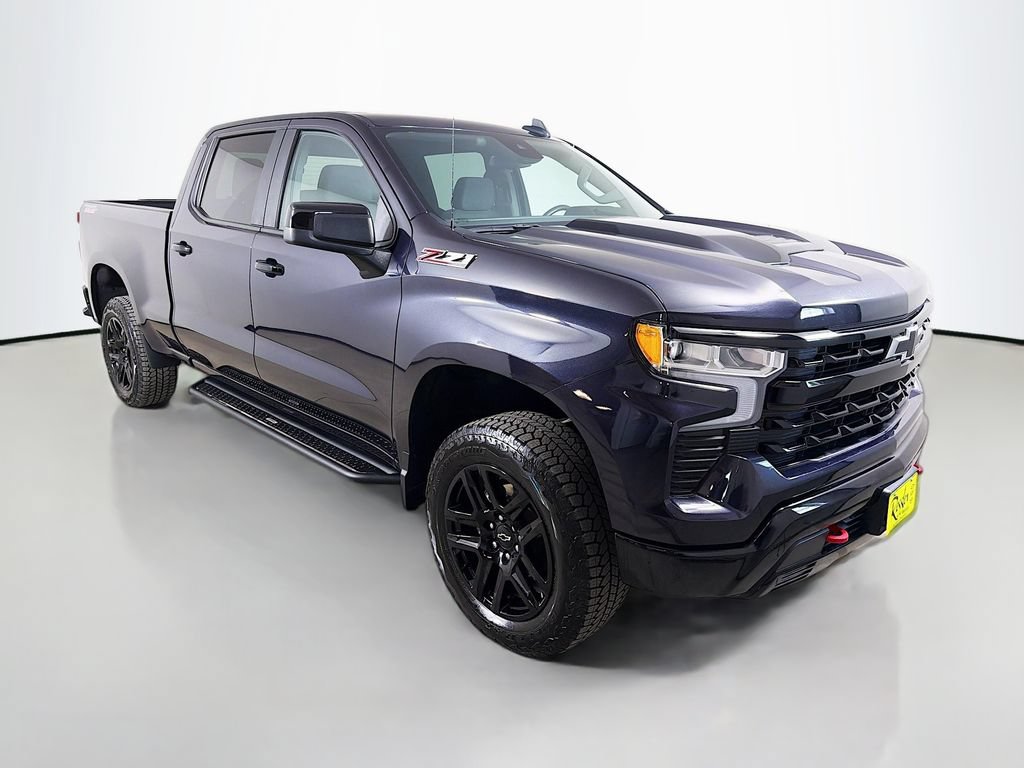Used 2023 Chevrolet Silverado 1500 LT Trail Boss w/ Protection Package AWD/4WD image 4
