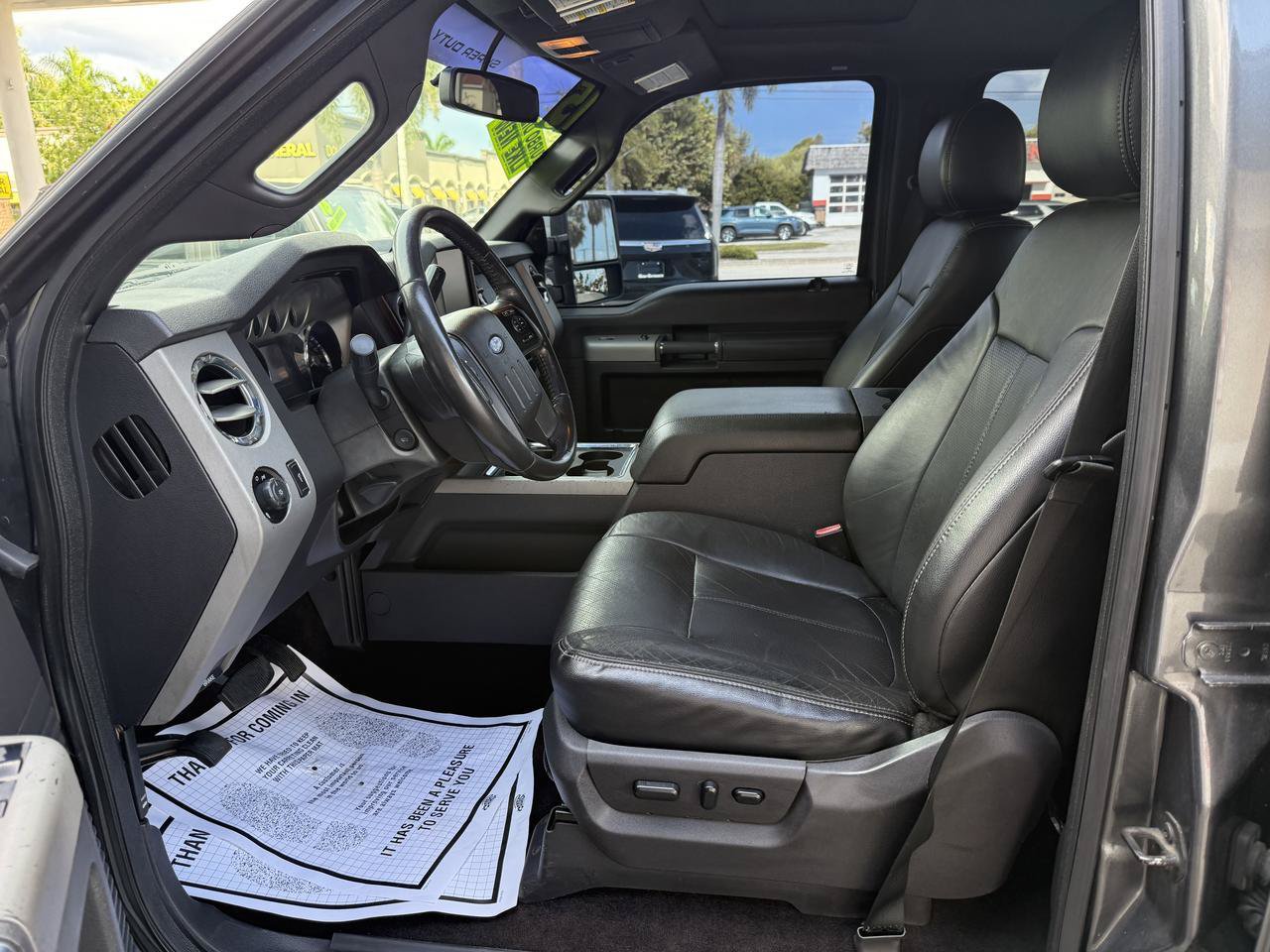 Used 2015 Ford F250 4x4 Crew Cab Super Duty image 5