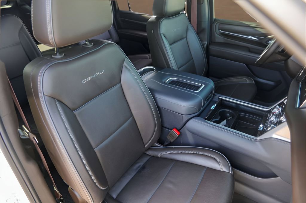Used 2024 GMC Yukon XL Denali w/ Max Trailering Package image 33