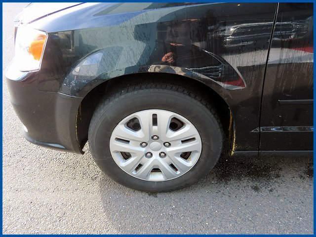 Certified 2017 Dodge Grand Caravan SE w/ Power Window Group image 4