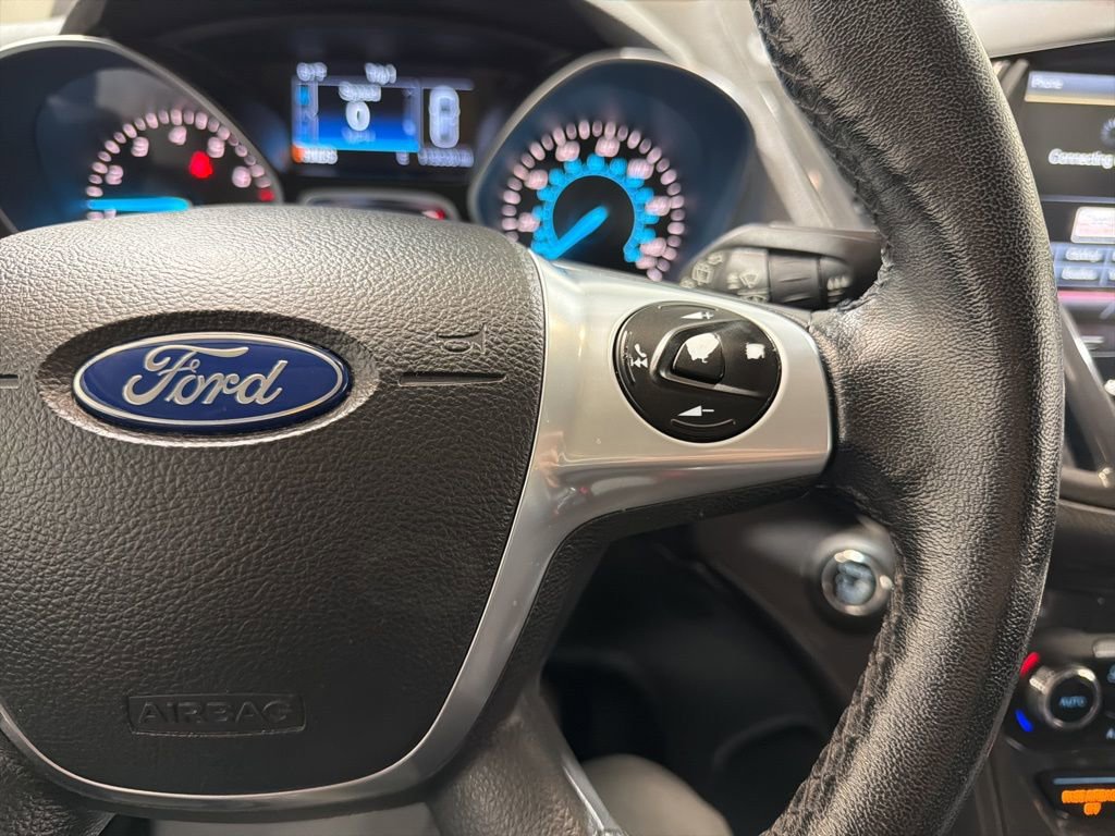Used 2015 Ford Escape Titanium w/ Equipment Group 301A image 27