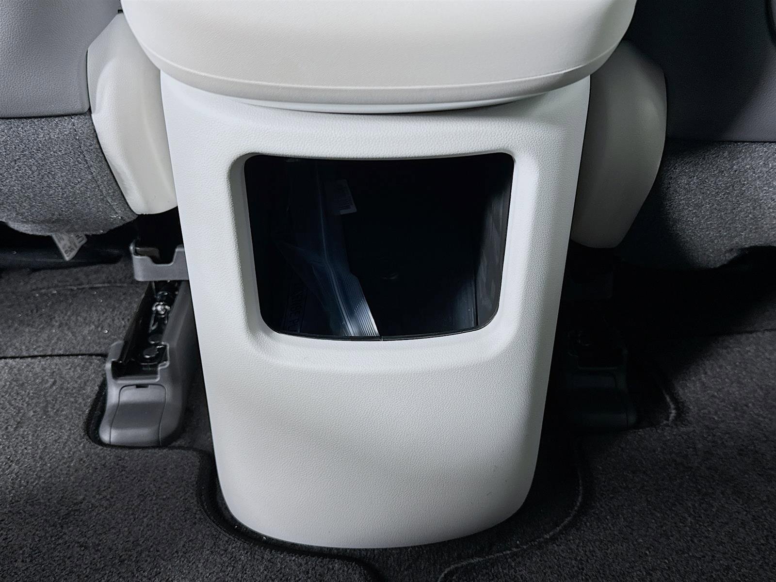 New 2026 Hyundai Ioniq 9 SEL image 26