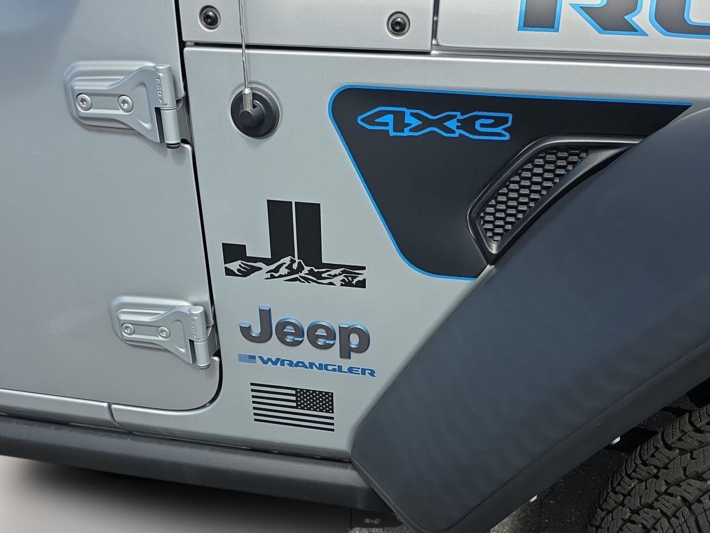 Used 2023 Jeep Wrangler Unlimited Rubicon 4xe w/ Steel Bumper Group AWD/4WD image 36