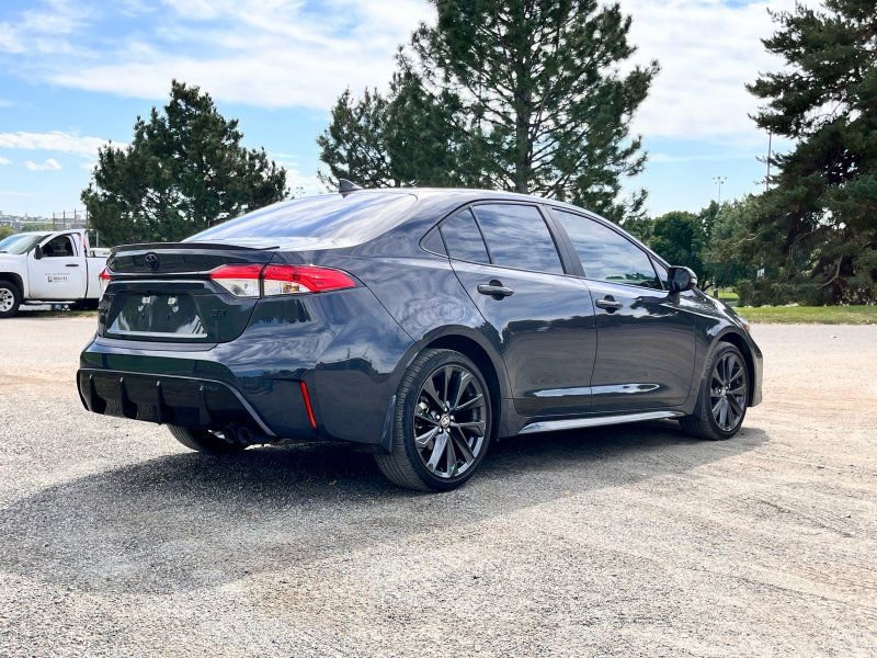 Used 2025 Toyota Corolla SE image 7