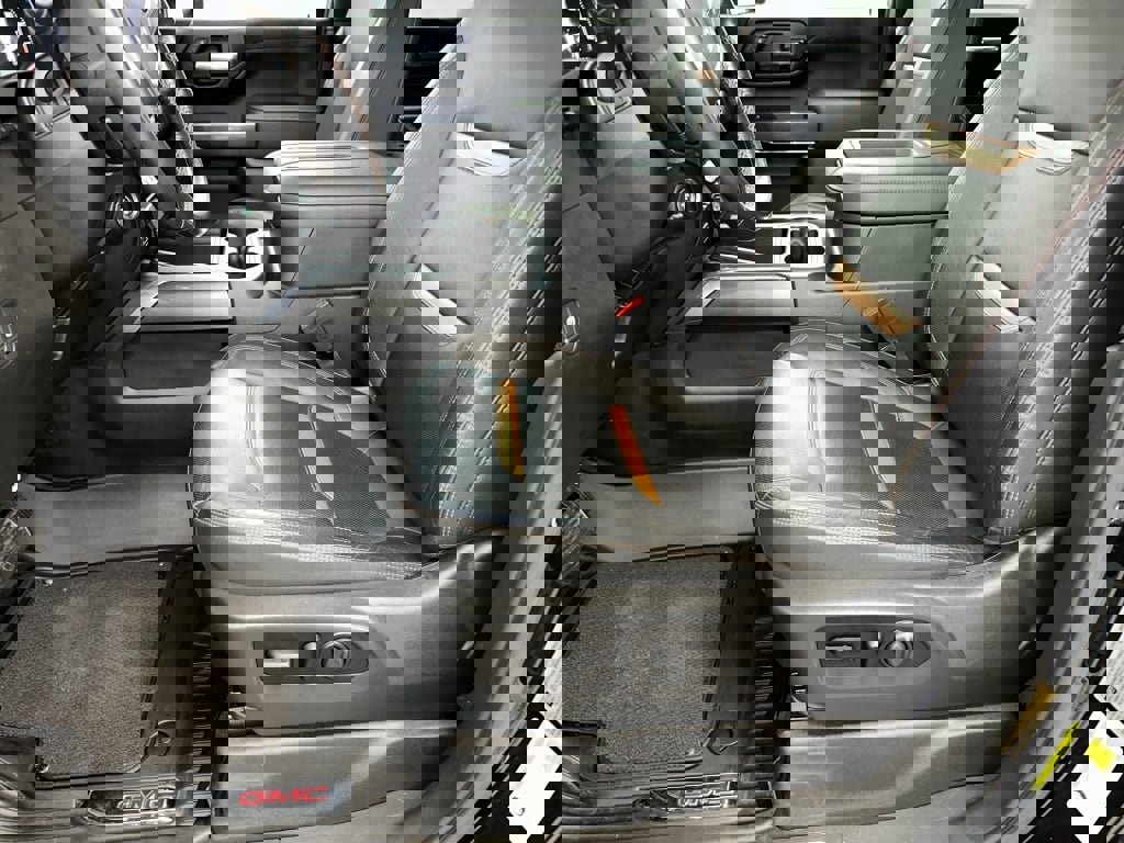 Certified 2021 GMC Sierra 2500 AT4 w/ AT4 Premium Plus Package image 2