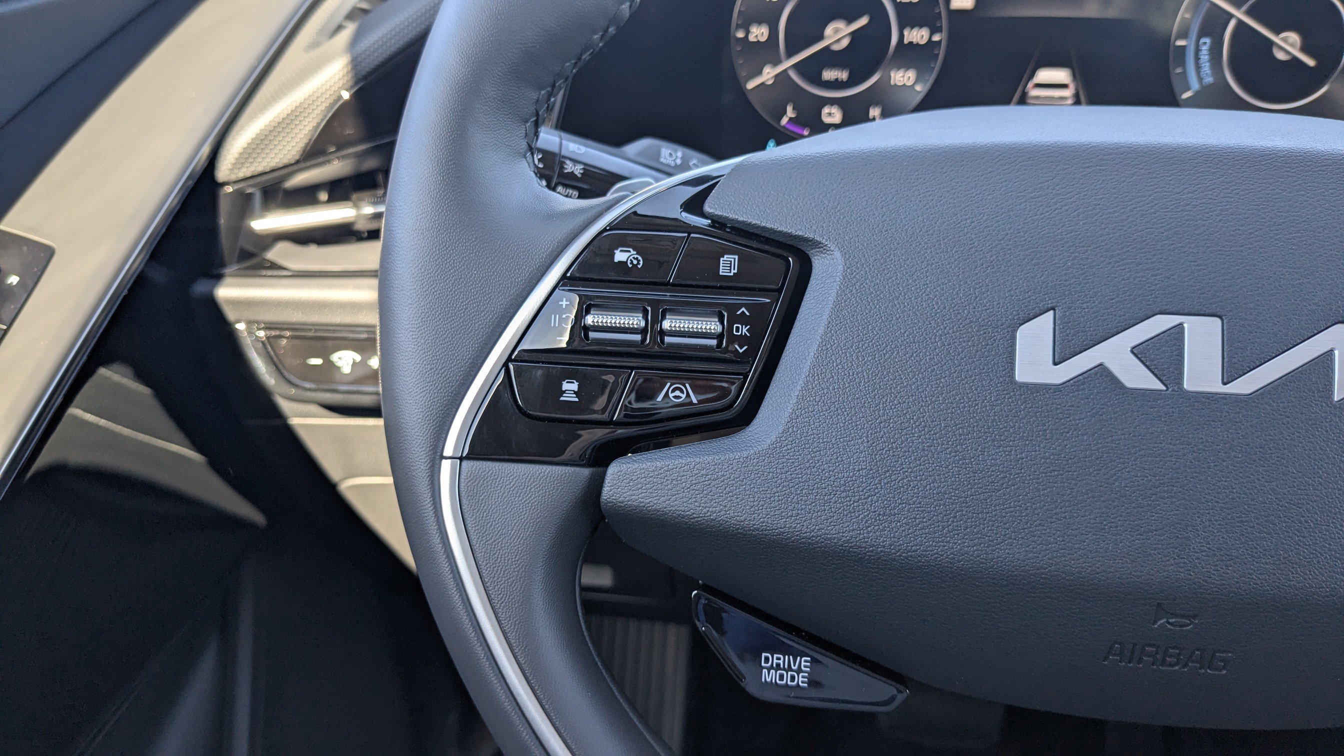 New 2025 Kia Niro Wind image 31