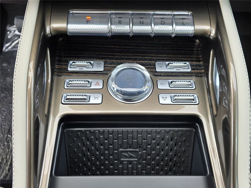 New 2026 Lincoln Nautilus Black Label image 18