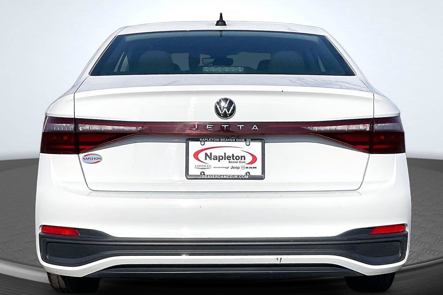 Used 2025 Volkswagen Jetta S FWD image 4