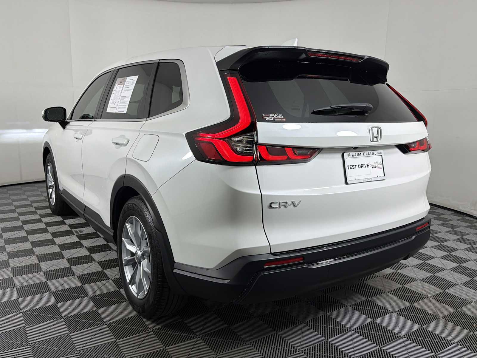 Used 2024 Honda CR-V EX image 7