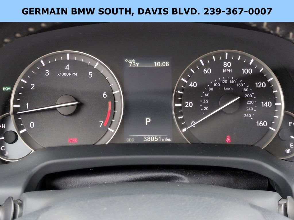 Used 2022 Lexus RX 350L Premium w/ Premium Package image 29