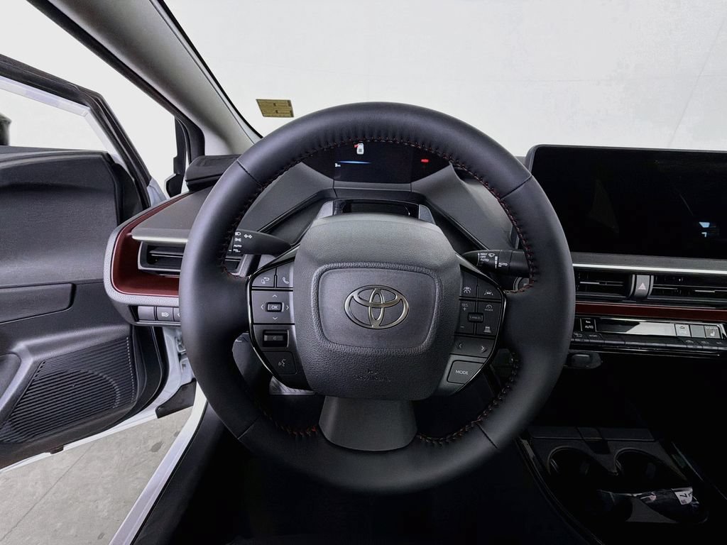 New 2027 Toyota Prius Plug-In Hybrid FWD image 12