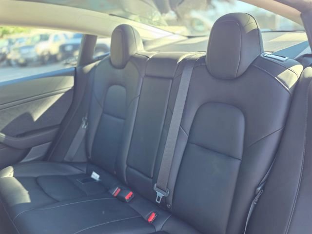 Used 2020 Tesla Model 3 Standard Range Plus image 28