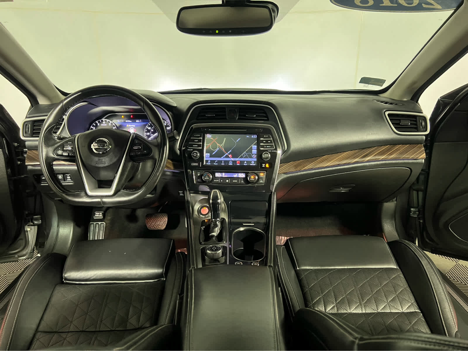 Used 2018 Nissan Maxima Platinum image 9