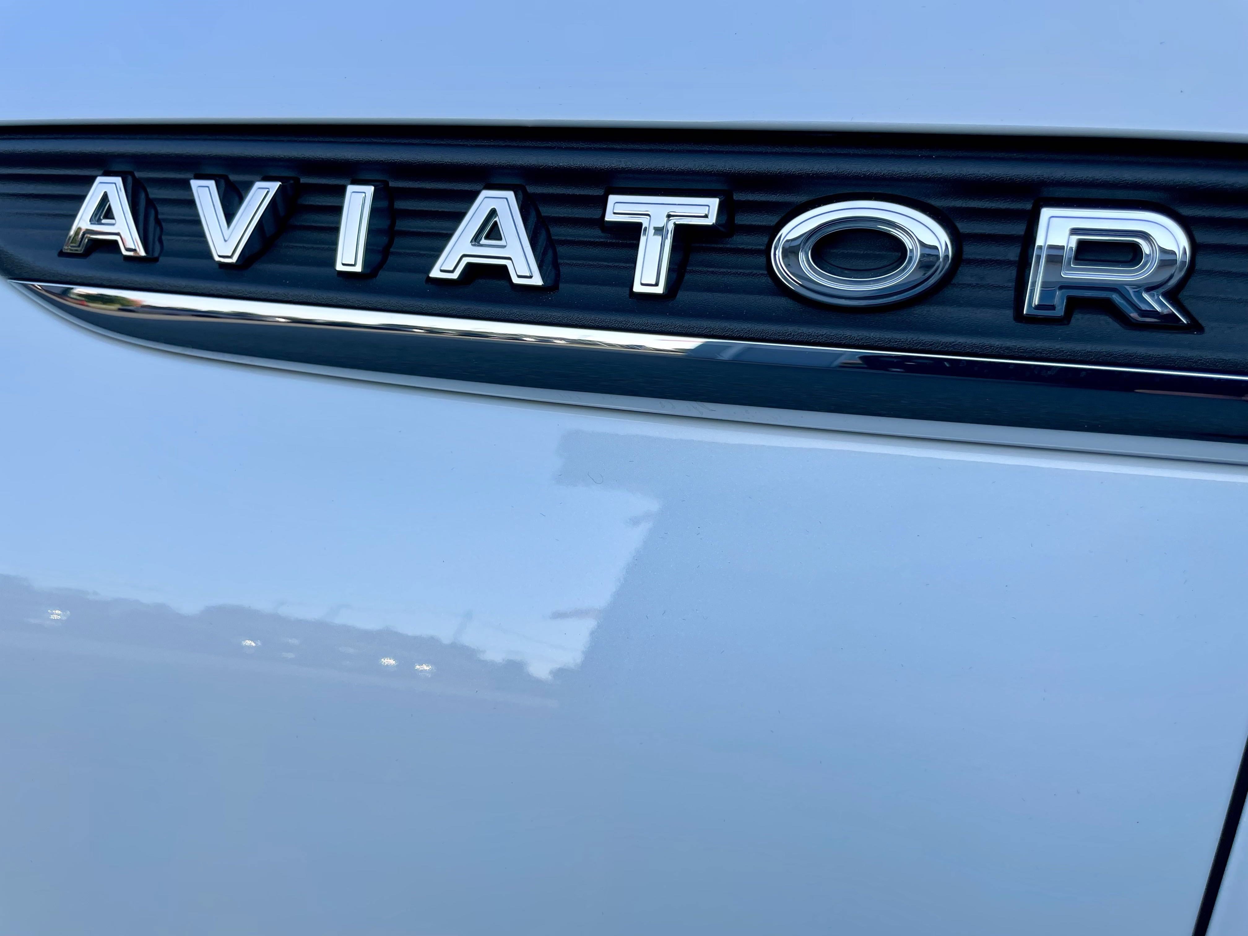 Used 2023 Lincoln Aviator Reserve w/ Equipment Group 201A image 36