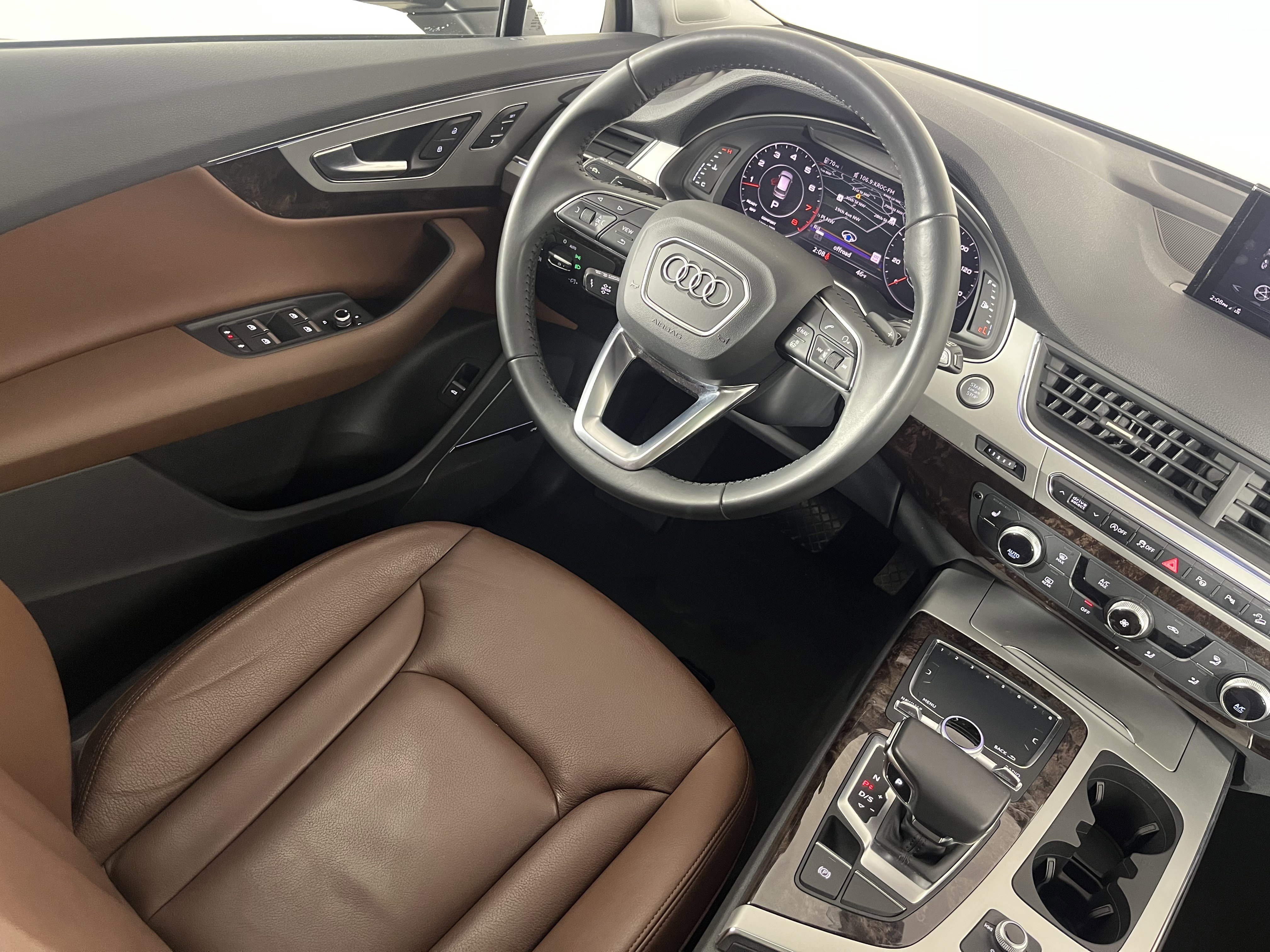 Used 2019 Audi Q7 2.0T Premium Plus AWD/4WD image 9