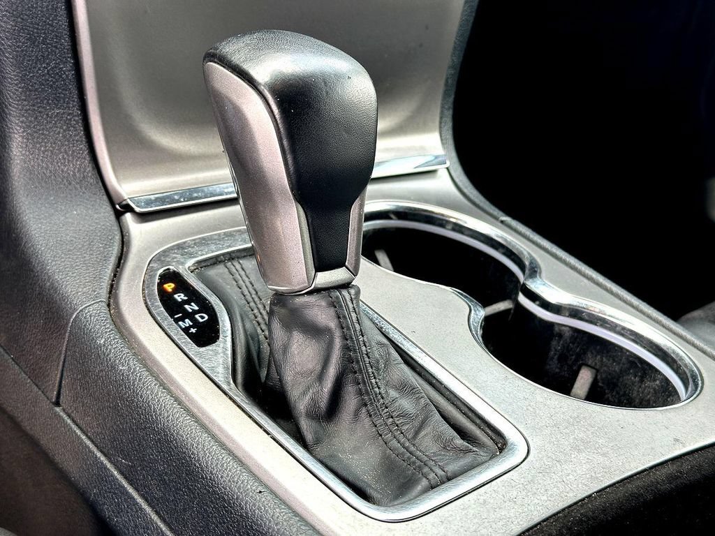 Used 2020 Jeep Grand Cherokee Altitude RWD image 18
