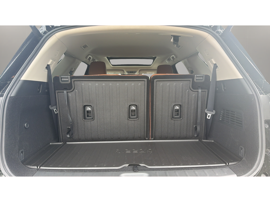 New 2026 Nissan Pathfinder Platinum w/ Cargo Package AWD/4WD image 16