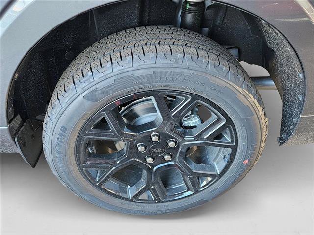 New 2025 Ford Maverick Lobo AWD/4WD image 9