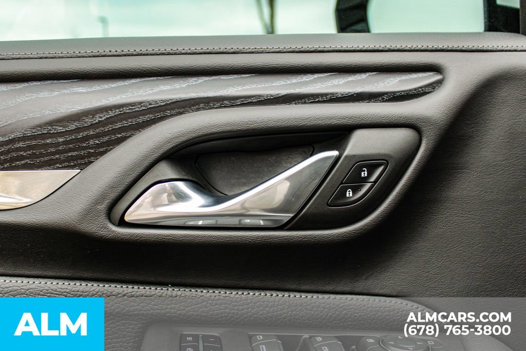 Used 2023 GMC Yukon XL Denali image 40