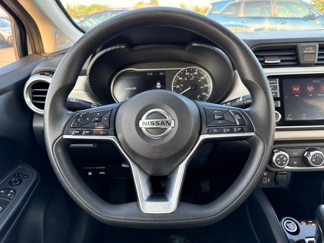 Used 2021 Nissan Versa SV FWD image 19