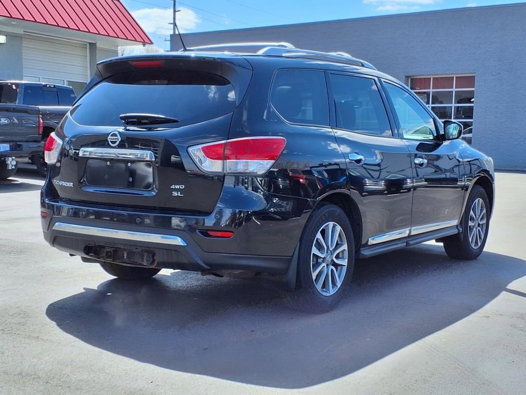 Used 2016 Nissan Pathfinder 4WD image 5