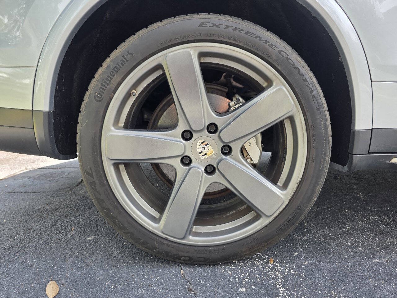 Used 2016 Porsche Cayenne S AWD/4WD image 28