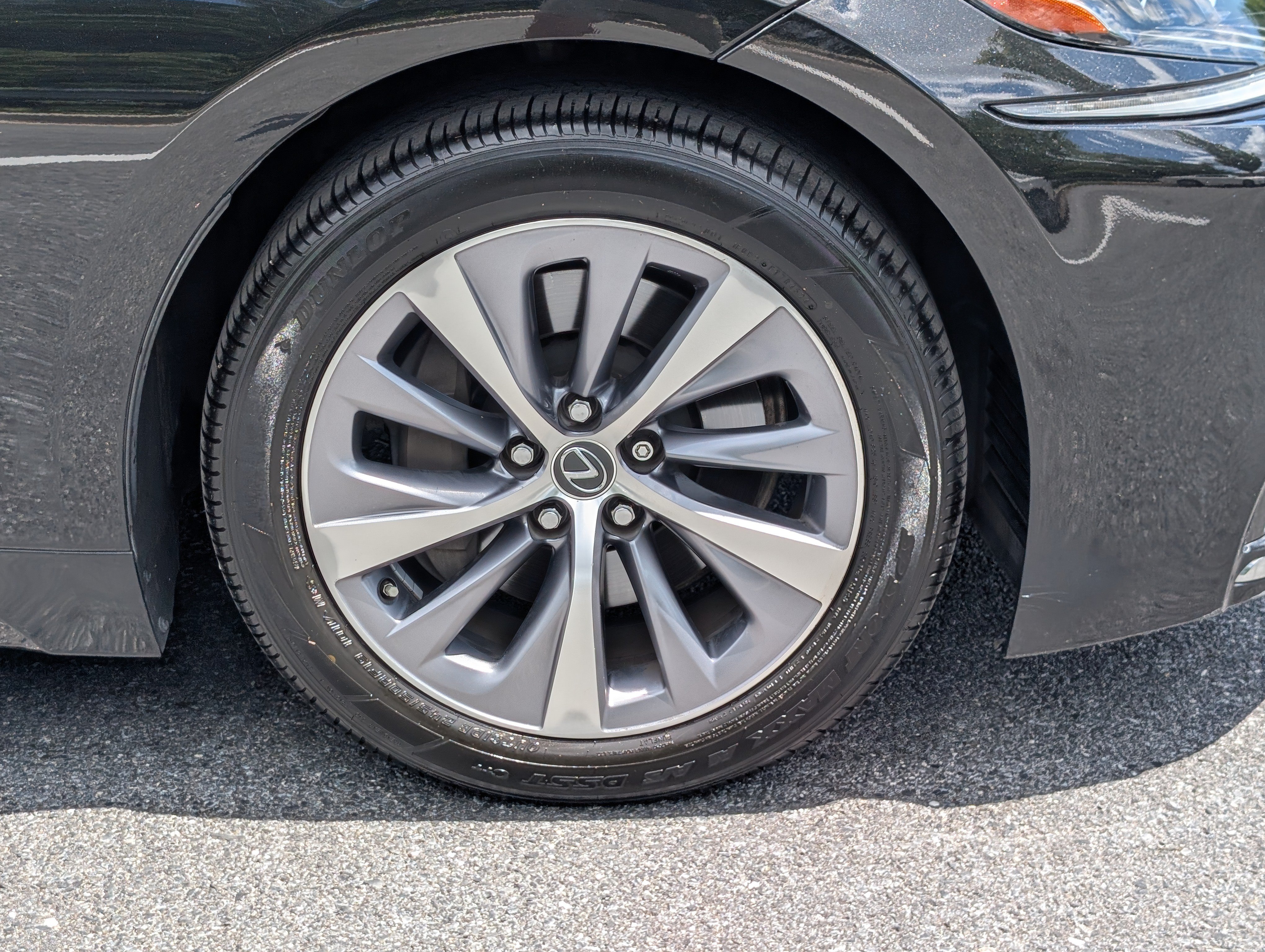 Used 2018 Lexus LS 500 AWD w/ Accessory Package (Z2) image 10